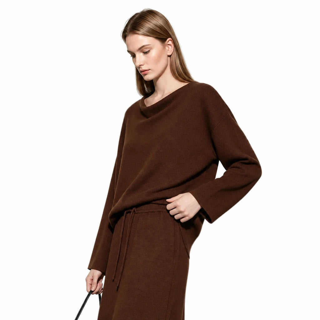 Amii Women's Minimalist Knit Sweater - Oversized Commuter Top